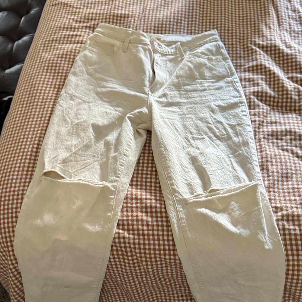 Universal Thread Cream Vintage Straight Pants